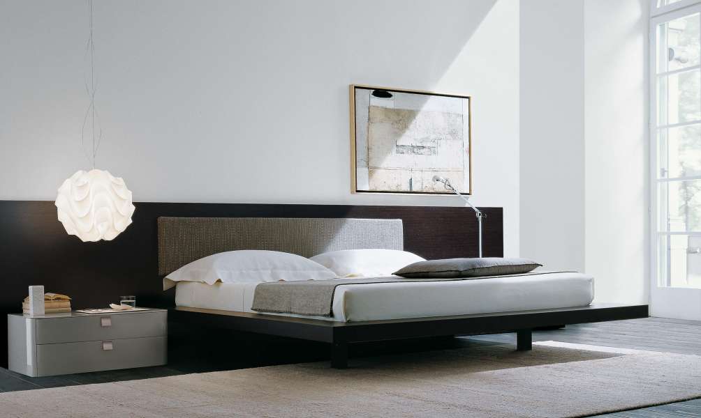 Giường ngủ gỗ phong cách châu Âu kiểu dáng đơn giản sang trọng